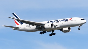 Photo of F-GSPO - Boeing 777-228(ER) operated by Air France