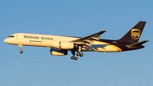 Photo with serial 25485 - Boeing 757-24APF