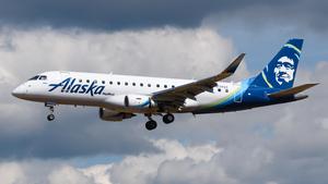 N174SY