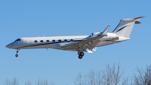 Photo of N585RM - Gulfstream GV-SP (G550) operated by Zenflight