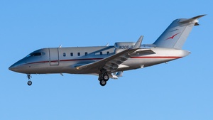 Photo of N306JE - Bombardier Challenger 605 operated by Vista America