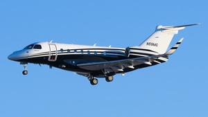 Photo of N59MG - Embraer Praetor 600 operated by Summit Aviation