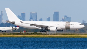 Photo of A7-HHM - Airbus A330-202 operated by Qatar Amiri Flight