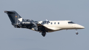 Photo of D-CHMS - Pilatus PC-24 operated by Platoon Aviation
