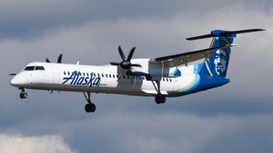 Photo of N438QX - Bombardier DHC-8-402 Dash 8 Q400 operated by Alaska Airlines (opb Horizon Air)