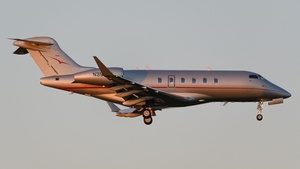 Photo of N354VJ - Bombardier Challenger 350 operated by Vista America