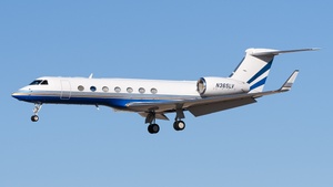Photo of N365LV - Gulfstream GV-SP (G550) operated by Cirrus Aviation Services