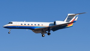 Photo of N608CL - Gulfstream GV-SP (G550) operated by Executive Jet Management