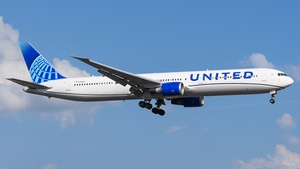 Photo of N76062 - Boeing 767-424(ER) operated by United Airlines