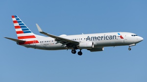 Photo of N983AN - Boeing 737-823 operated by American Airlines