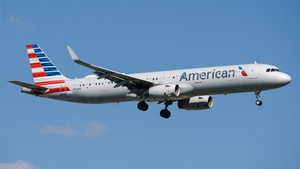 Photo of N104NN - Airbus A321-231 operated by American Airlines