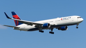 Photo of N174DN - Boeing 767-332(ER) operated by Delta Air Lines