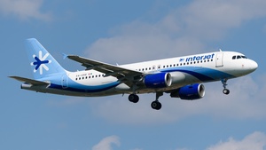 Photo of XA-UHE - Airbus A320-214 operated by Interjet