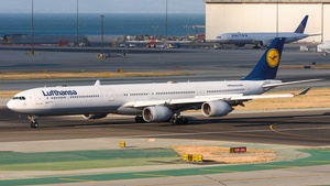Photo of D-AIHF - Airbus A340-642 operated by Lufthansa