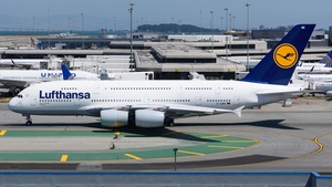Photo of D-AIMK - Airbus A380-841 operated by Lufthansa