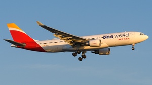 Photo of EC-MYA - Airbus A330-202 operated by Iberia
