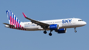 Photo of SX-NIG - Airbus A320-251N operated by Sky Express