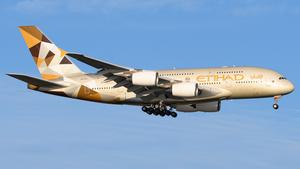 Airbus A380-861