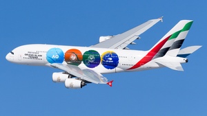 Photo of A6-EUH - Airbus A380-861 operated by Emirates