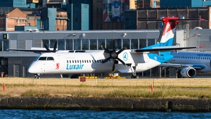 Photo of LX-LGE - Bombardier DHC-8-402 Dash 8 Q400 operated by Luxair