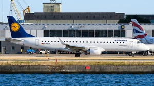 Photo of D-AECF - Embraer ERJ-190LR operated by Lufthansa CityLine
