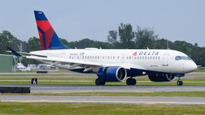 Airbus A220-171