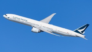 Photo of B-KQJ - Boeing 777-367(ER) operated by Cathay Pacific Airways