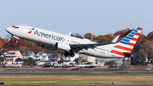 Photo of N933AN - Boeing 737-823 operated by American Airlines