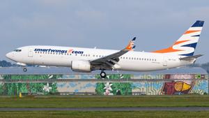 Boeing 737-8CX