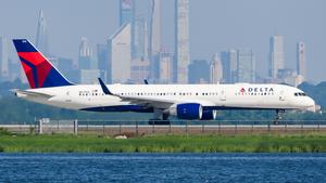 N6714Q