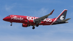 Photo of N661QX - Embraer ERJ-175LR operated by Alaska Airlines (opb Horizon Air)