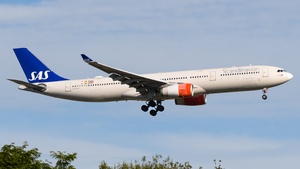 Photo of LN-RKR - Airbus A330-343 operated by SAS Scandinavian Airlines