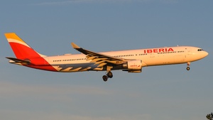 Photo of EC-LXK - Airbus A330-302 operated by Iberia