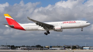 Photo of EC-MAA - Airbus A330-302 operated by Iberia