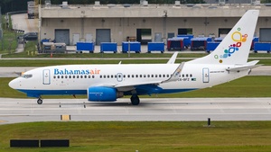 Photo of C6-BFZ - Boeing 737-752 operated by Bahamasair