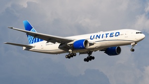 Photo of N793UA - Boeing 777-222(ER) operated by United Airlines