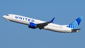 Photo of N17564 - Boeing 737 MAX 9 operated by United Airlines