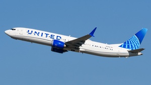 Photo of N37521 - Boeing 737 MAX 9 operated by United Airlines