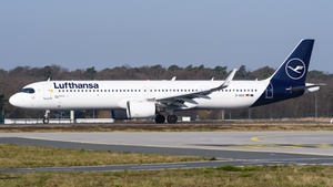 Photo of D-AIEO - Airbus A321-271NX operated by Lufthansa