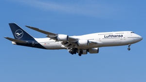 Photo of D-ABYA - Boeing 747-830 operated by Lufthansa