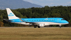 Photo of PH-EXO - Embraer ERJ-175STD operated by KLM Cityhopper