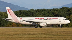 Photo of TS-IMU - Airbus A320-214 operated by Tunisair