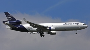 Photo of D-ALCA - McDonnell Douglas MD-11(F) operated by Lufthansa Cargo