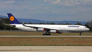 Photo of D-AIGO - Airbus A340-313 operated by Lufthansa