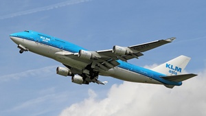 Photo of PH-BFM - Boeing 747-406(M) operated by KLM Asia
