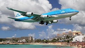 Photo of PH-BFH - Boeing 747-406(M) operated by KLM Royal Dutch Airlines