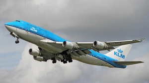 Photo of PH-BFR - Boeing 747-406(M) operated by KLM Royal Dutch Airlines