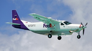 Photo of N721FX - Cessna 208B Super Cargomaster operated by FedEx Feeder (opb Mountain Air Cargo)
