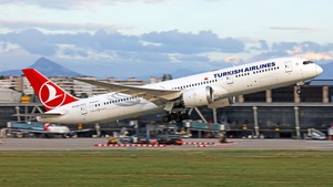 Photo of TC-LLM - Boeing 787-9 Dreamliner operated by Turkish Airlines