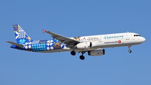 Photo of TC-JRG - Airbus A321-231 operated by Turkish Airlines